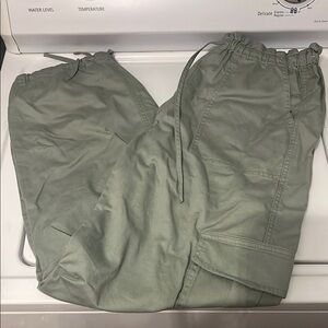 Abercrombie Cargo Pants NWT